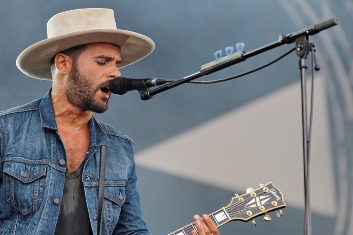 Quelle est l'origine des parents de Yodelice?